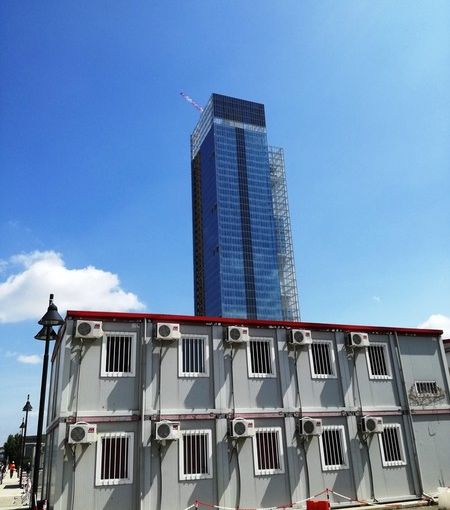 Grattacielo della Regione, Radicali: &quot;Trasferimento dipendenti entro il 2020? Sarà nel 2022&quot;