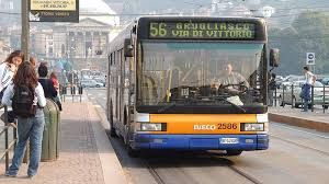 Fermato a Torino bosniaco che molestava le passeggere sulla linea 56