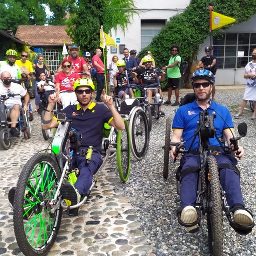 Viaggio Italia è ripartito, la nuova sfida di Danilo e Luca: salire sull'Etna in handbike (FOTO e VIDEO)