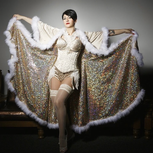Il Burlesque torna in scena a Torino con l'Amazing Flamingo Festival