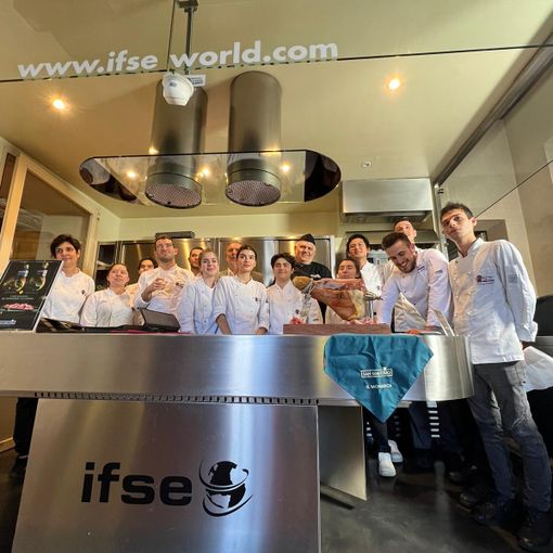 Il Prosciutto di Parma dop del Prosciuttificio San Giacomo sale in cattedra all’IFSE Culinary Institute di Piobesi