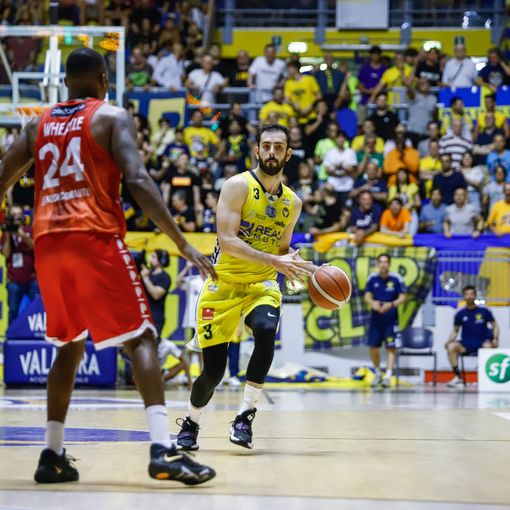 reale mutua vs pistoia e tifosi