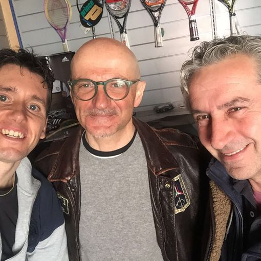 Antonio Pintus, al centro, a Chivasso con il campione Olimpico Igor Cassina e il giornalista di Torino Oggi Flavio Giuliano