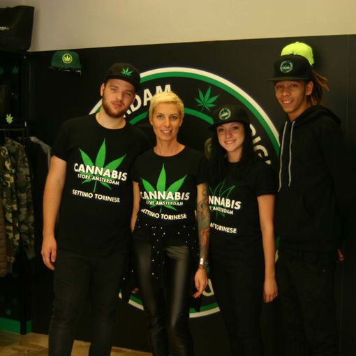 A Settimo inaugurato il primo &quot;Cannabis Store Amsterdam&quot;