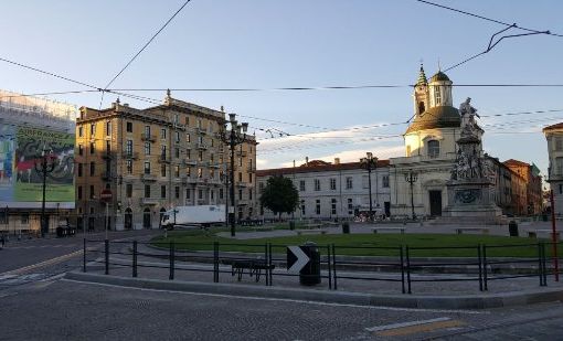Tutti a bordo del Tram della Scienza in piazza Carlina: l'evento di raccolta fondi a sostegno della divulgazione scientifica
