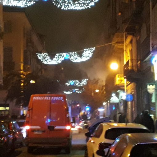 Incendio in una palazzina di via Berthollet: fumo per le vie di San Salvario