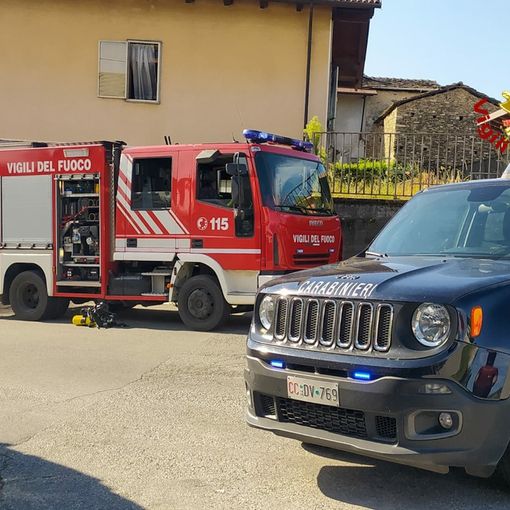 vigili del fuoco in azione