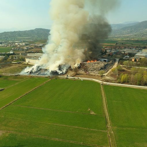 Rogo alla Kastamonu di Frossasco: in Procura il dossier del Comitato Valnoce Ambiente e Salute