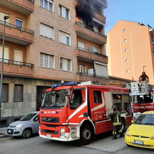 Incendio in via Colautti