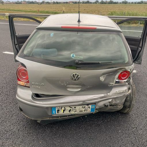 Tamponamento tra un'auto e un mezzo pesante: lunghe code e rallentamenti sulla Tangenziale Nord