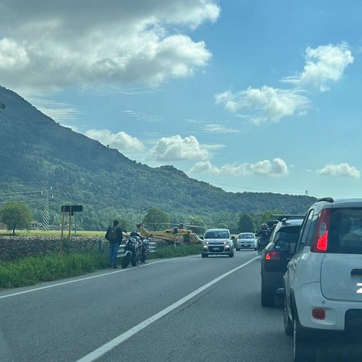 Sul posto sono intervenuti i sanitari del 118, con l'elisoccorso
