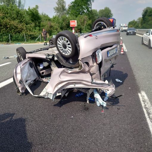 Tamponamenti tra auto e tir tra Volpiano e Settimo, sulla Torino-Aosta: due feriti