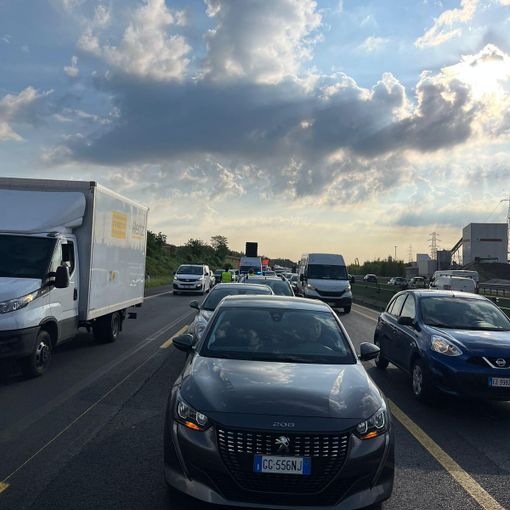 Incidente allo svincolo di corso Francia: traffico paralizzato sulla tangenziale