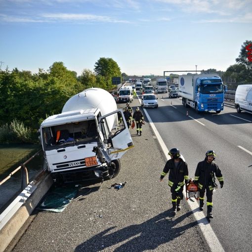 Incidente sulla tangenziale di Torino, rallentamenti e lunghe code (FOTO E VIDEO)