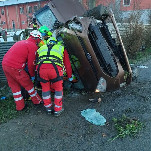 Scaleghe, brutto incidente sulla statale. Una persona coinvolta