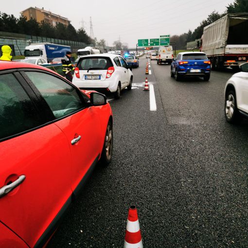 Incidente sulla tangenziale di Torino, nessun ferito ma code lunghissime