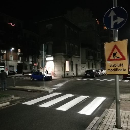 Parella, cambia la viabilità in piazza Chironi: via Borgomanero diventa a senso unico