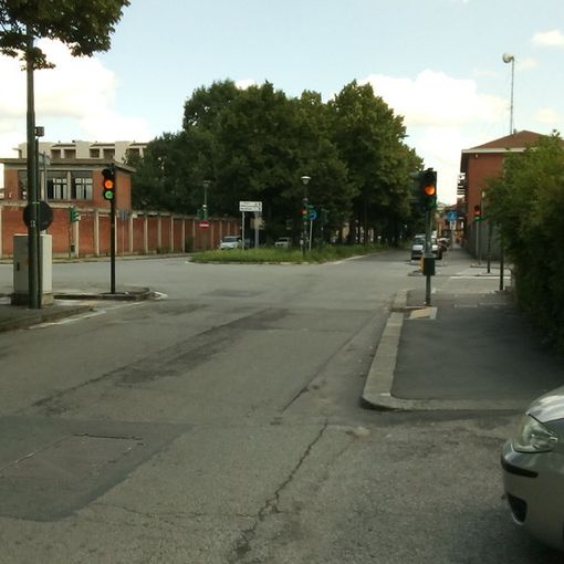 Dopo dieci giorni, tornato in funzione il semaforo di via Plava a Torino