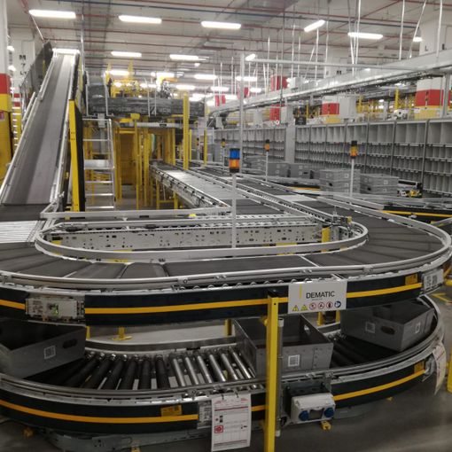 Amazon cresce alle porte di Torino: non solo pacchetti, ma anche sviluppo e occupazione [FOTO e VIDEO]