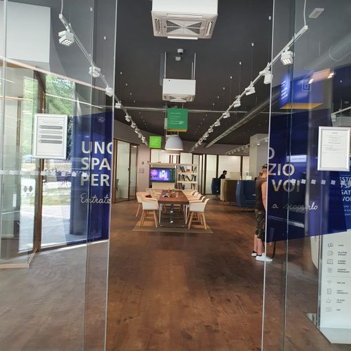 Filiale di Intesa Sanpaolo ammodernata