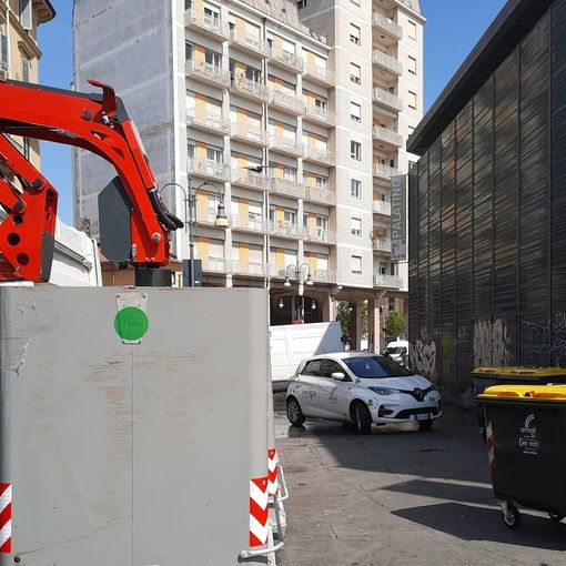 Porta Palazzo, nuova isola ecologica dietro al Mercato Centrale: “Risposta alle lamentele dei residenti”
