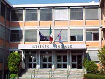All'Istituto Sociale di Torino tre borse di studio per i figli di infermieri e forze dell'ordine in prima linea contro il Covid