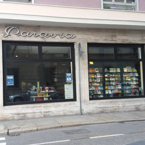 Chiude la libreria Paravia: &quot;Un'istituzione: se ne va un pezzo di storia di Torino&quot;