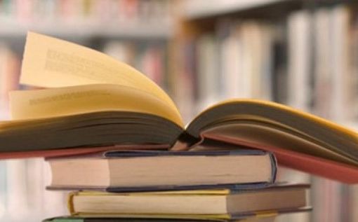 La capogruppo del M5S di Torino: &quot;Escludete AltaForte dal Salone del Libro: i fascisti non benvenuti&quot;