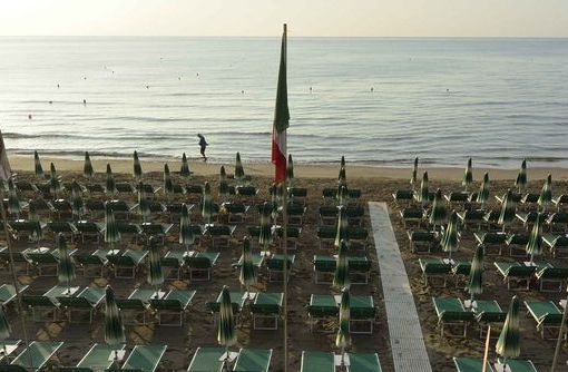 Non hai ancora prenotato la tua vacanza? Al Lido Scogliera di Diano Marina il tuo momento di relax dal sapore ligure