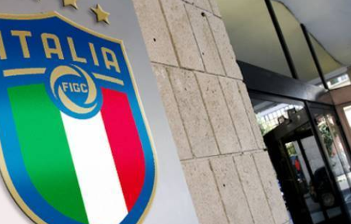PAZZESCO, ALTRO RINVIO PER IL CONSIGLIO FIGC - Calcio, non si decide ancora