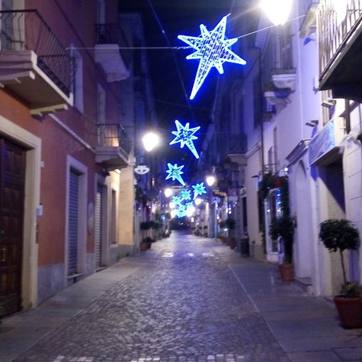La magia delle feste illumina Moncalieri