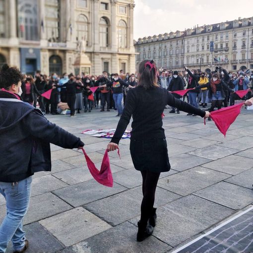 8 marzo, lo sciopero di “Non una di meno”: “I femminicidi sono un bollettino di guerra&quot; (FOTO e VIDEO]