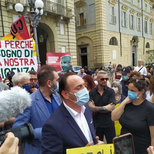 Insegnanti, famiglie, studenti e sindacati uniti per chiedere “Priorità alla scuola”, Cirio: “Azzolina bocciata, siamo dalla stessa parte”