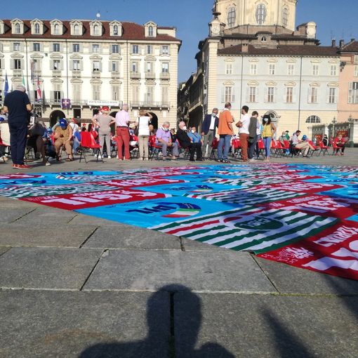 Sabato mattina i sindacati di Cgil, Cisl e Uil scenderanno in piazza per la proroga dello stop ai licenziamenti