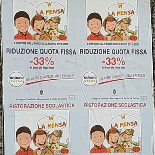 Il Pd attacca: &quot;M5S usa soldi torinesi per fare propaganda&quot;. I grillini replicano: &quot;Pagato noi i manifesti&quot;