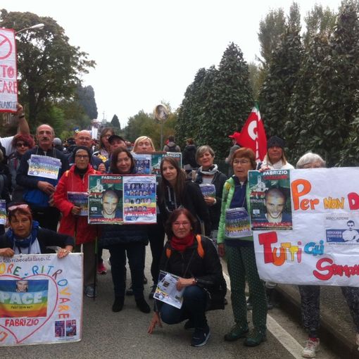 Con l'associazione &quot;Cercando Fabrizio e...&quot; alla Marcia della Pace Perugia-Assisi