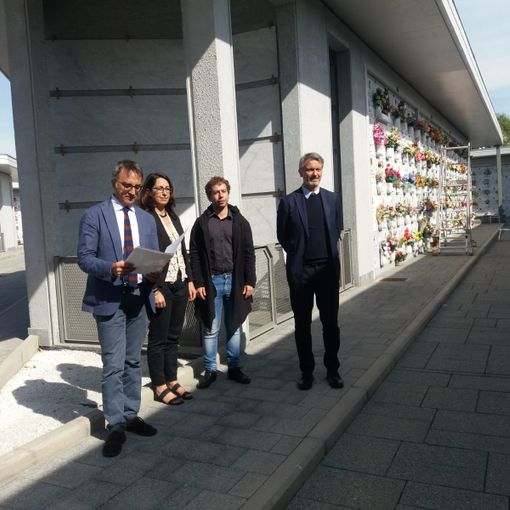 Ai cimiteri Monumentale e Sassi, dodici tombe di famiglia con un ribasso del 25%