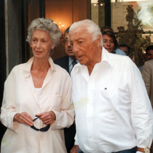 Eredità Marella Agnelli, legali di John Elkann all'attacco: &quot;Fondi esteri erano noti&quot;