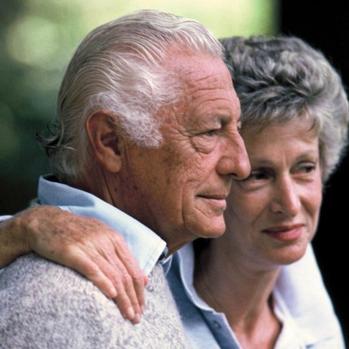 &quot;Donna Marella&quot;  con l'Avvocato Agnelli in una foto tratta dal sito internet della Juventus