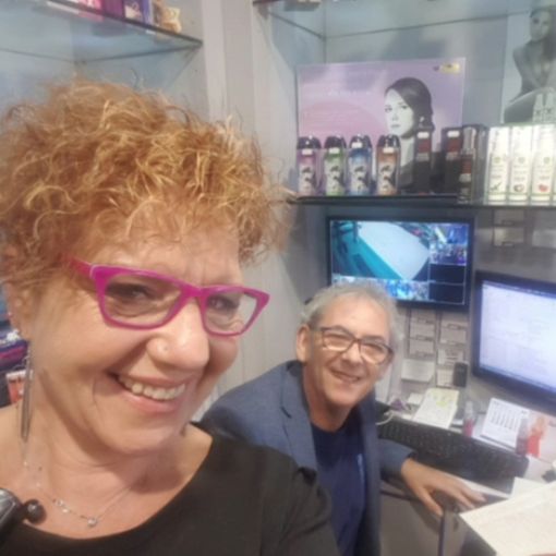 &quot;Noi, discriminati dalla Regione: siamo negozi come gli altri, perché ci vogliono veder chiudere?&quot;