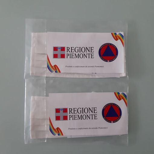 A Moncalieri prosegue la distribuzione delle mascherine, ma il sindaco Montagna attacca la Regione: &quot;Ricevute solo la quinta parte di quelle spettanti&quot;