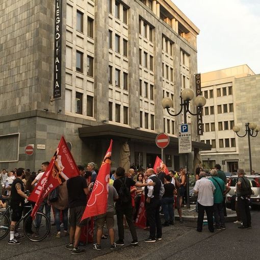 sindacati protestano al golden palace