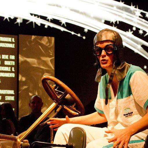 Al Museo dell'Auto la visita guidata diventa uno spettacolo teatrale con &quot;Novecento&quot;