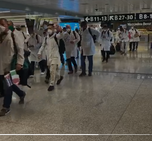 Da Cuba per aiutare l'Italia 52 medici e infermieri: il racconto e le emozionanti immagini dell'imprenditore saluzzese Valter Rosso (VIDEO)
