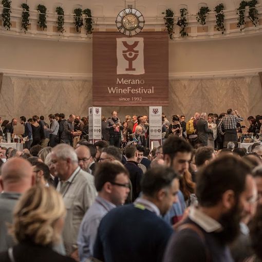 Inaugurato questa mattina il &quot;Merano WineFestival&quot; sfidando la pioggia e le previsioni meteo negative