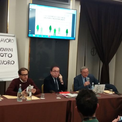 Forza Italia contro l’astensionismo giovanile: “Più lavoro come incentivo a votare”