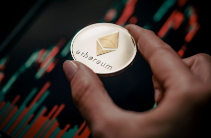 Ethereum scende, ma la prevendita del token ERC20 Base Dawgz supera 1 milione di dollari