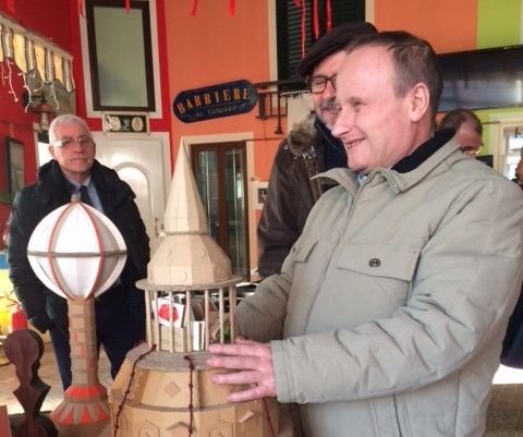 Toccare l'arte: a Torino fino a martedì una mostra dedicata agli ipovedenti