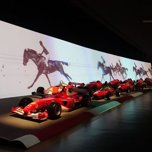 Al Mauto la proiezione del film &quot;Enzo Ferrari - Il rosso e il nero&quot;