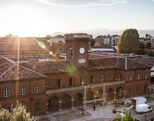 In foto la Scuola Holden